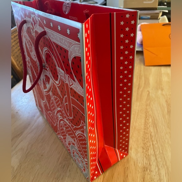 Hermes shopping bags - one regular, one holiday limited edition. - Picture 3 of 6